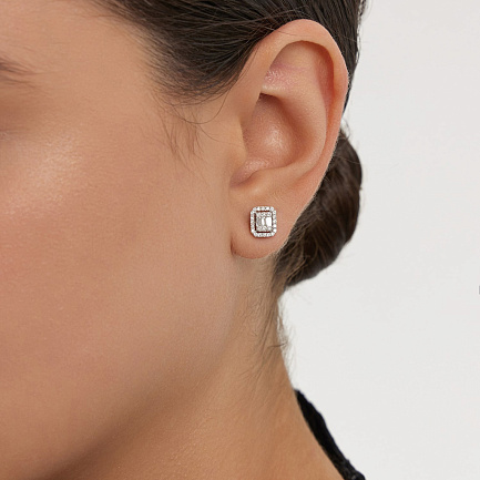 Серьги из белого золота с бриллиантами