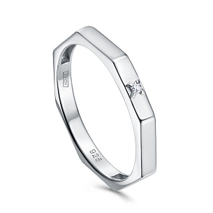 Кольцо из серебра с бриллиантом