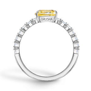 Кольцо из белого золота с бриллиантами, сапфиром