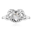 Кольцо из белого золота с бриллиантом