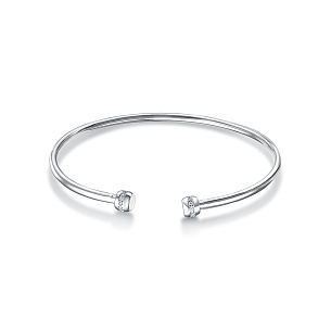 Браслет из белого золота с бриллиантом