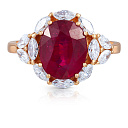 Кольцо из желтого золота с бриллиантами, рубином