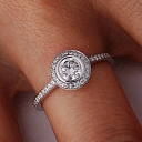 Кольцо из белого золота с бриллиантами