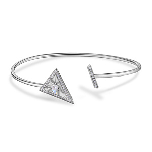 Браслет жесткий из белого золота с бриллиантами