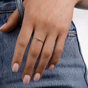 Кольцо из желтого золота с фианитом