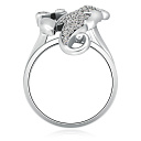 Кольцо из серебра с фианитом