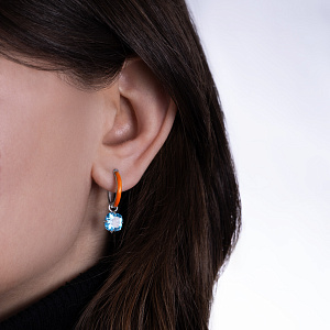 Серьги с английским замком из серебра с топазом