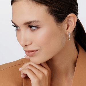 Серьги из серебра с бриллиантами