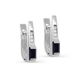 Серьги с английским замком из белого золота с сапфиром