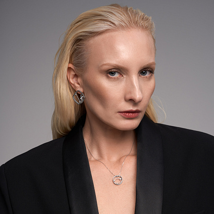 Подвеска из белого золота с бриллиантами