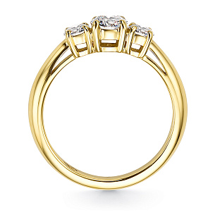 Кольцо из желтого золота с бриллиантом