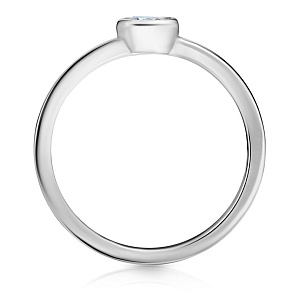 Кольцо из серебра с фианитом