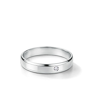 Кольцо обручальное из белого золота с бриллиантом