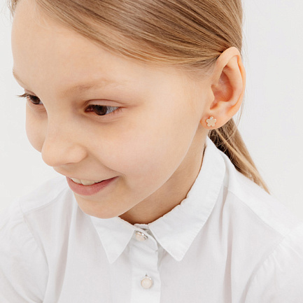 Серьги из красного золота с бриллиантами