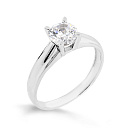 Кольцо из серебра с фианитом