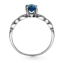 Кольцо из серебра с топазом, фианитами