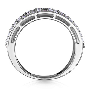 Кольцо из серебра с фианитом