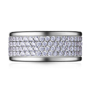 Кольцо из серебра с фианитом