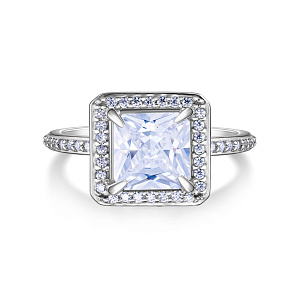 Кольцо из серебра с фианитом