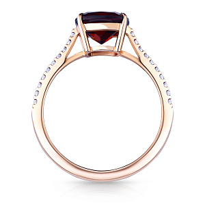 Кольцо из красного золота с бриллиантами, гранатом