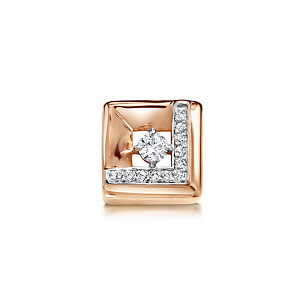 Подвеска из красного золота с бриллиантом