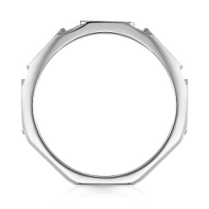 Кольцо из белого золота с бриллиантом