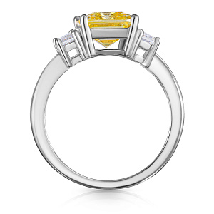 Кольцо из серебра с фианитом