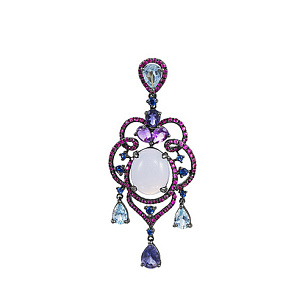 Подвеска из золота с сапфиром