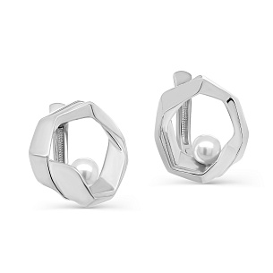Серьги с английским замком из серебра с жемчугом
