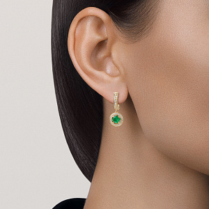 Серьги с английским замком из желтого золота с бриллиантами