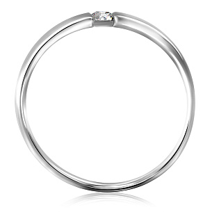 Кольцо обручальное из белого золота с бриллиантом