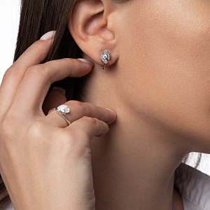 Серьги с английским замком из белого золота с бриллиантами