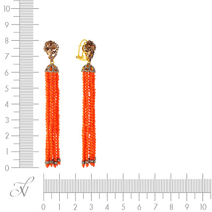 Серьги из желтого золота с бриллиантами, кораллами