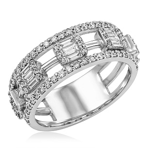 Кольцо из белого золота с бриллиантом