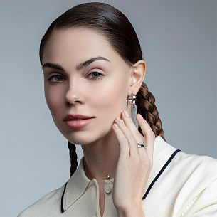 Колье из белого золота с фианитом