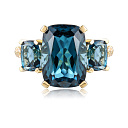 Кольцо из желтого золота с бриллиантами, топазом