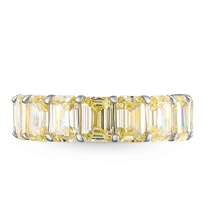 Кольцо из серебра с фианитом