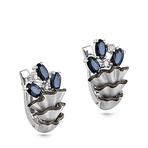 Серьги с английским замком из белого золота с сапфирами, бриллиантами