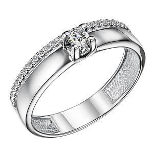 Кольцо из белого золота с бриллиантом