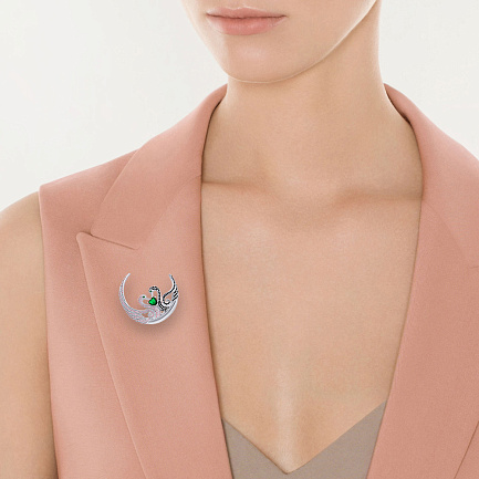 Брошь из серебра с фианитом