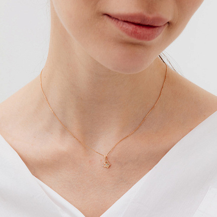 Подвеска детская из красного золота с бриллиантом